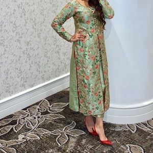 Fancy Pistachio and multicolor size small-Med